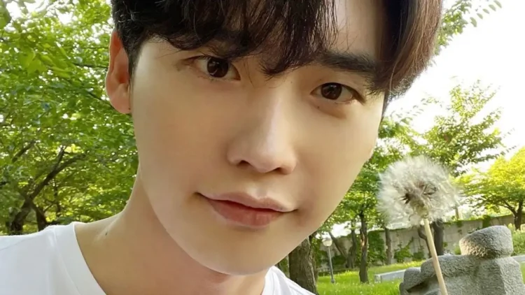 Lee Jong-suk Returns to TV with a Potential Lead Role in a Much-Anticipated Comeback